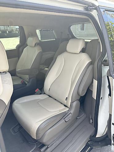Kia: Kia Carnival: 2023 г. — 9