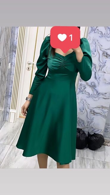 Платье M (38), цвет - Зеленый