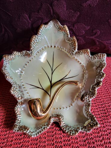 Ostali kućni dekor: Pepeljara nova Martinroda Istocna Nemacka iz 1972 do 1977g na lalafo.rs — 5 Ostali kućni dekor: Pepeljara nova Martinroda Istocna Nemacka iz 1972 do 1977g — 5