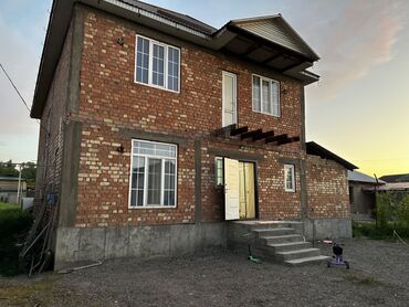 Продажа домов: Дом, 180 м², 6 комнат, Собственник, Евроремонт