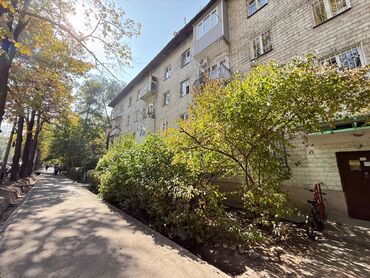 1 комнатная квартира 8 мкр: 1 комната, 29 м², Хрущевка, 1 этаж