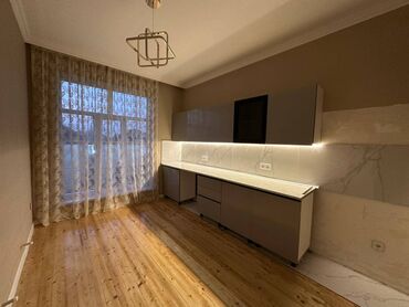 Həyət evləri və villaların satışı: Mehdiabad 4 otaqlı, 100 kv. m, Yeni təmirli — 8