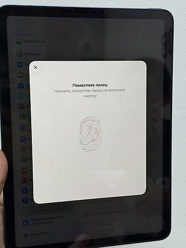 Планшеты: Планшет, Apple, память 64 ГБ, 10" - 11", Wi-Fi, Б/у, Детский — 2