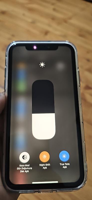 iphone 11 kac manat: IPhone 11, 128 GB, Black Titanium, Simsiz şarj, Face ID — 2