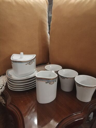 Наборы посуды и сервизы: Чайный набор