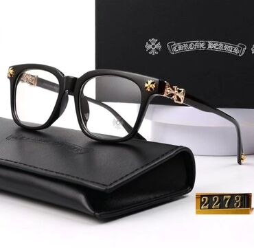 золотая цепочка с крестиком: Очки Chrome Hearts, модель 2273 - Оправа: черная, прямоугольная форма