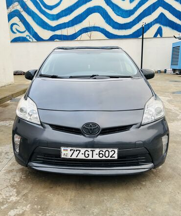Toyota: Toyota Prius: 1.8 l | 2015 il Hetçbek — 3