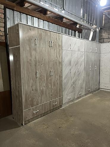 Шкафы для одежды: Шкаф 3х дверные Есть расцветки Качестве хорошие Размер шкафа — 2