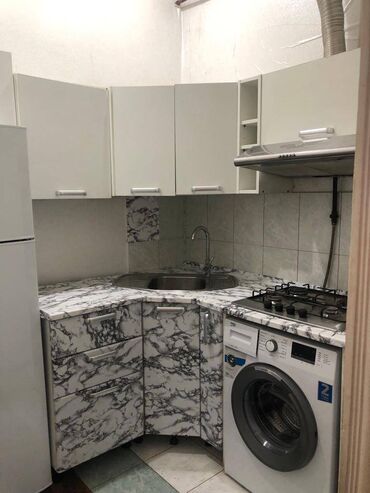 Uzunmüddətli kirayə mənzillər: Tibb universiteti ilə uz uzə 2 otaqli 5/5 hər avadanligi olan mənzil — 10