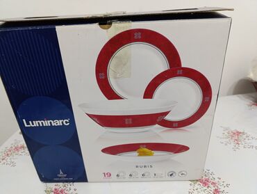 luminarc 19 predmetov: Столовый набор Люминарк на 6 персон. серия Рубис. Красный с белым