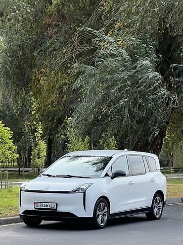 FAW: FAW Besturn: 2023 г., Автомат, Электромобиль, Универсал — 1