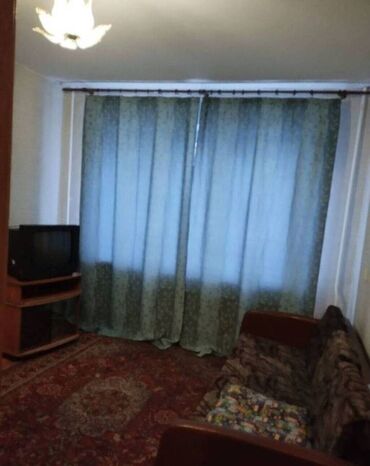 Долгосрочная аренда домов: 50 м², 3 комнаты, Утепленный, Бронированные двери, Парковка