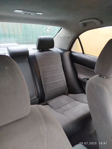 срочно срочно продам машину: Mazda 6: 2003 г., 1.8 л, Механика, Бензин, Седан