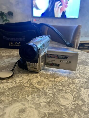 irshad electronics paltaryuyan: Panasonic NV-VS7 VHS-C videokamera - 20x optik zoom, 480x rəqəmsal