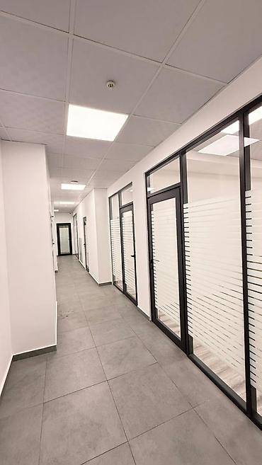 Аренда офисов: Сдаю коммерческое помещение. 📍 Адрес: ул. Чингиза Айтматова 4/4 — 7