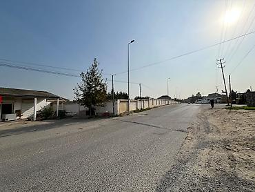 torpaq baki: Abşeron rayonu, Görədil qəsəbəsi, məktəbə və avtobus dayanacağına 5 — 4