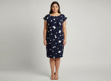 Women`s dress, size XL