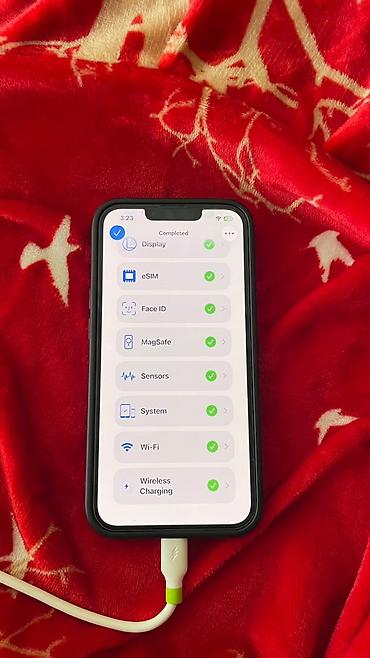 Apple iPhone: IPhone 14, Новый, 256 ГБ, Белый, Чехол, 77 % — 11
