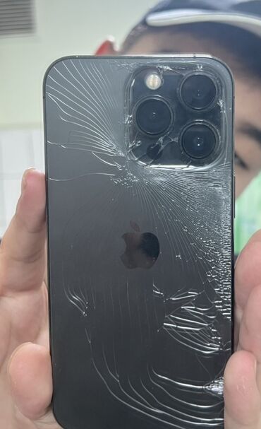 airpods pro node: IPhone 13 Pro, Колдонулган, 256 ГБ, Графит, Заряддоочу түзүлүш, Коргоочу айнек, Каптама, 75 %