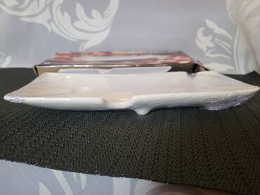 Ostalo posuđe: Tanjir nov za sir Ennentaler Svajcarska izdanje 2021god. Keramicki — 4