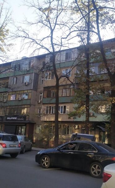 продаю 1 ком квартиры: 2 комнаты, 42 м², Индивидуалка, 4 этаж, Старый ремонт