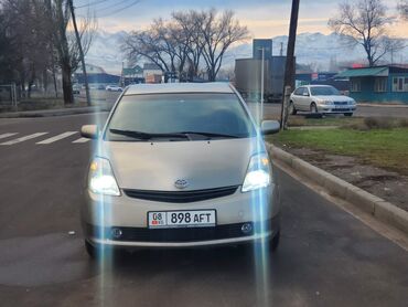 Toyota: Toyota Prius: 2005 г., 1.5 л, Вариатор, Газ, Хэтчбэк