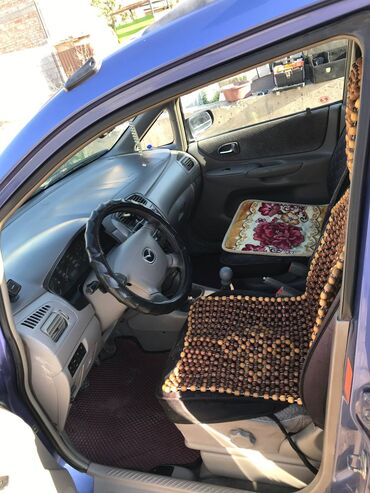 Mazda: Mazda PREMACY: 2001 г., Механика, Бензин, Минивэн — 3