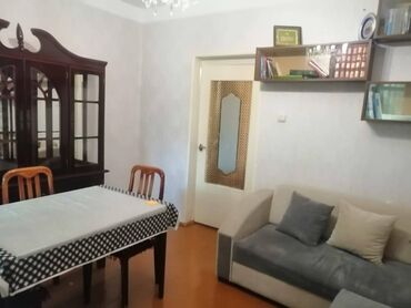 Uzunmüddətli kirayə mənzillər: Bakıxanov qəsəbəsi, Kaspi Bakıxanov təhsil mərkəzinin yanında,3 — 1