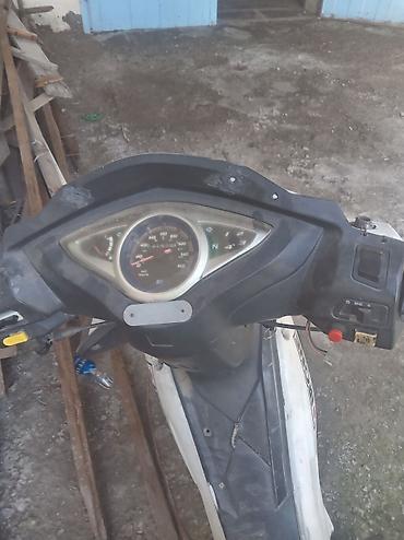 skoda rapid: Skuter/moped – “Efir WS” gövdəli, ağ-qara rəngdə şəhər daxili — 1