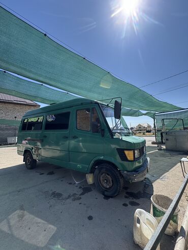 срочно продать машину: Mercedes-Benz : 1993 г., 3 л, Механика, Дизель, Бус