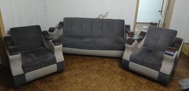 Divan və kreslo dəstləri: (Divan desti) yaxsi veziyyetde cuzi 2 prablemi var qiymet dest 150