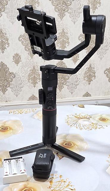 gimbal: Zhiyun Crane (kamera stabilizatoru) – 3 oxlu motorlu gimball — 1