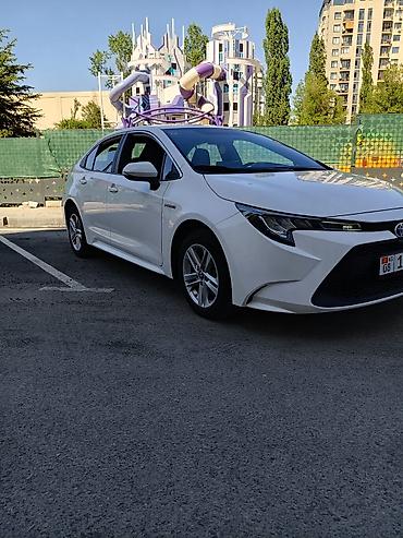 corola: Toyota Corolla: 2021 г., 1.8 л, Вариатор, Гибрид, Седан — 3