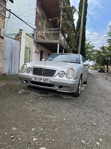 disklər 13: Mercedes-Benz E-Class: 2.7 l | 2000 il Sedan — 4