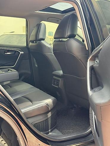 Toyota: Toyota RAV4: 2019 г., Гибрид, Кроссовер — 20