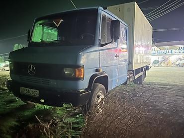 Коммерческий транспорт: Грузовик, Mercedes-Benz, Дубль, Новый — 9