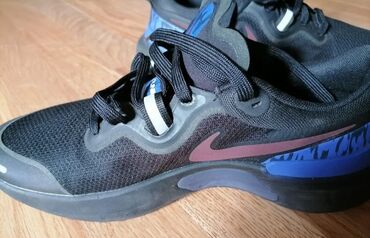 Patike i sportska obuća: Nike React Miler Men
BROJ:42
Nove patike.
Cena nije fiksna