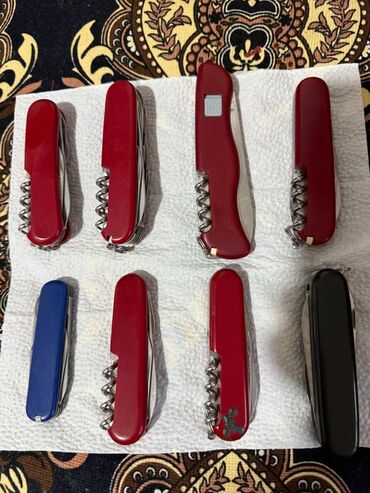 ножи на фрезу: Набор складных мультитулов (швейцарские), 8 штук. Состав и