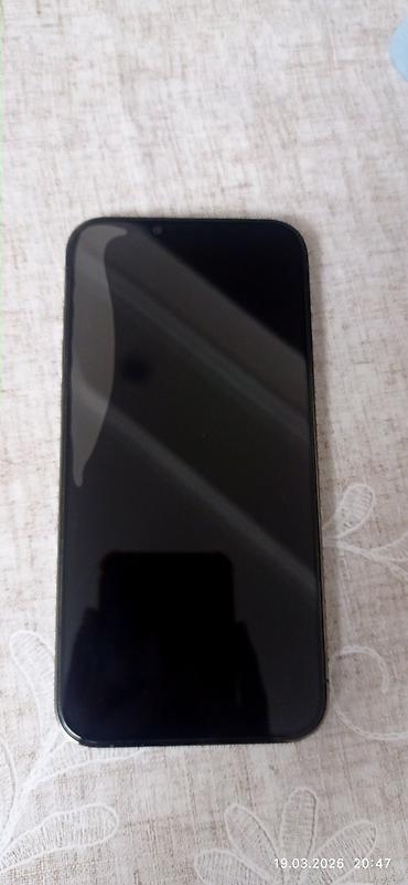 Apple iPhone: IPhone 13 Pro, Б/у, 512 ГБ, Alpine Green, Чехол, Защитное стекло, 77 % — 2