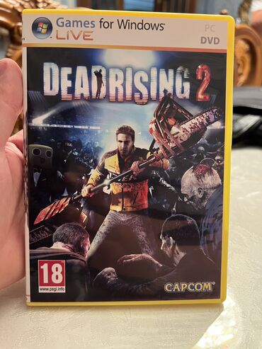 Oyun diskləri: Komputer oyunları. 1 ədədi - 1 manat. Say olaraq çox alan və ya — 3