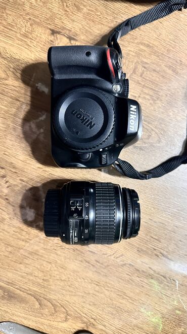 цифровой фотоаппарат новый: Nikon тушка D5100 состояние идеальное -10.000 сом. Объектив AF 18-55-