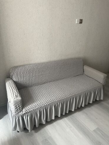 Divanlar: Di̇van-kravat, İşlənmiş, Açılan, Bazalı, Çatdırılma yoxdur