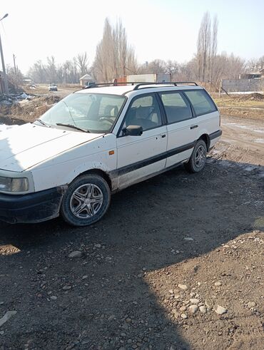 Volkswagen: Volkswagen Passat: 1990 г., 1.8 л, Механика, Бензин, Универсал