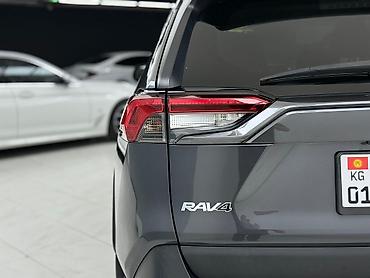 Toyota: Toyota RAV4: 2019 г., 2.5 л, Вариатор, Гибрид, Кроссовер — 6