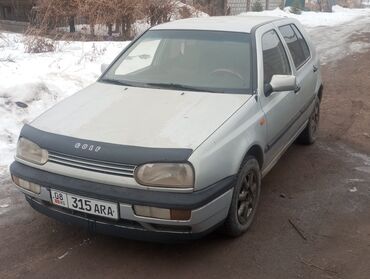 Volkswagen: Volkswagen Golf: 1995 г., 1.8 л, Механика, Бензин, Седан