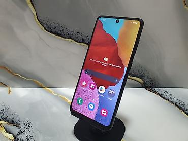 Samsung Galaxy A51, Б/у, 64 ГБ, цвет - Черный, 2 SIM