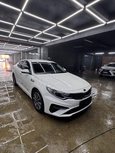 киа стоник 2018: Kia K5: 2018 г., 2 л, Автомат, Бензин, Седан