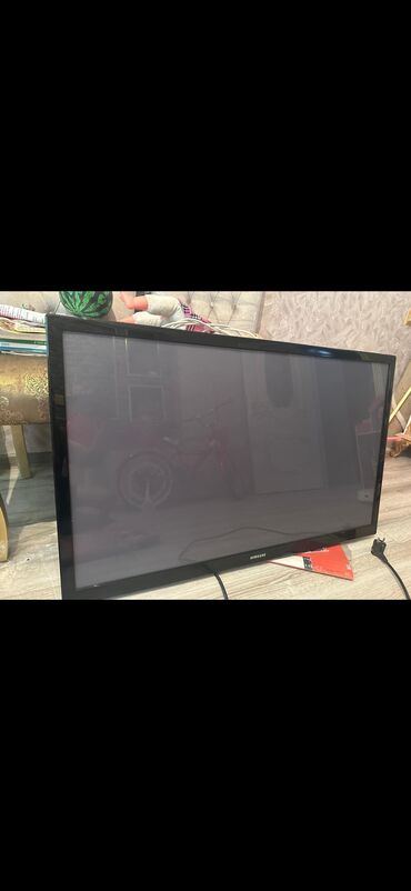 televizor satişi: 108 ekran smart tv 500₼ satilir .Unvan Xirdalan &Rumi