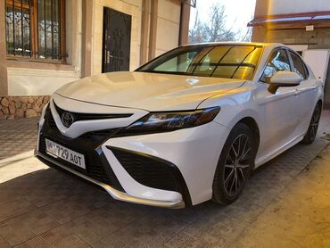 Toyota: Toyota Camry: 2020 г., 2.5 л, Автомат, Бензин, Седан