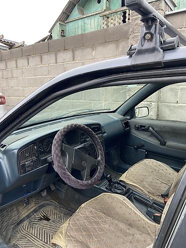Продажа авто: Volkswagen Passat: 1991 г., 2 л, Механика, Бензин, Седан — 8